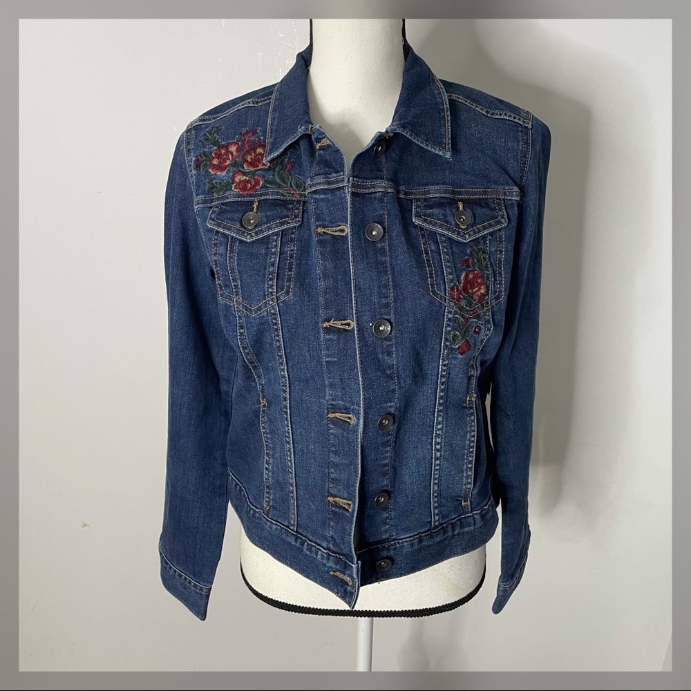 St. John Bay Women's Denim Jacket size Small
